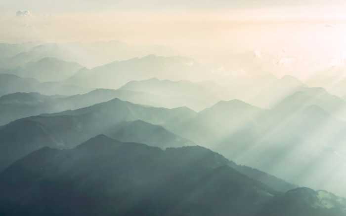 Premium Vlies Hazy Hills