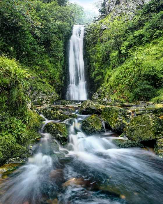 Premium Vlies Glenevin Falls