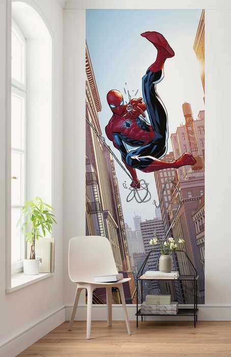 Standard Vlies Marvel Spider-Man Swinging