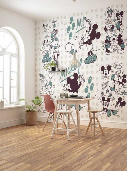 Standard Vlies Mickey and Friends