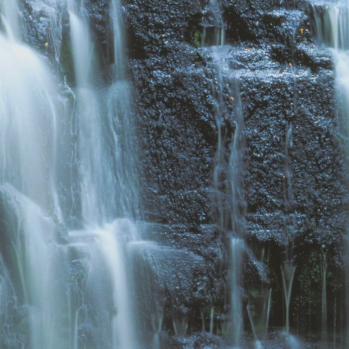 Pura Kaunui Falls
