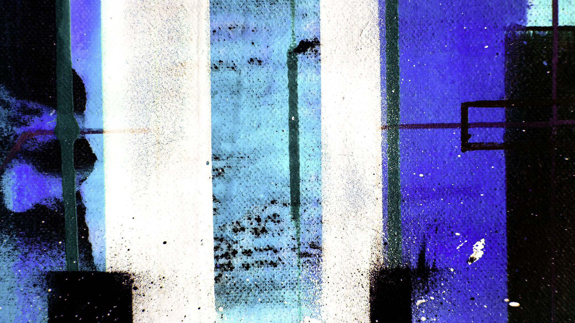 Traces Drizzling blue